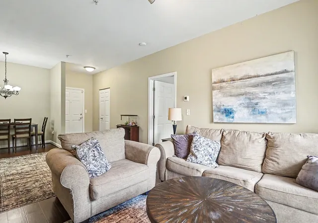 19-hampshire-road-205-methuen-ma-01844/hzid_5606d216