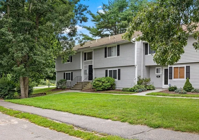 6-beals-cove-b-hingham-ma-02043/hzid_8584bbc7