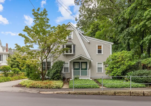 15-grant-st-1-lexington-ma-02420/hzid_47f2a35f