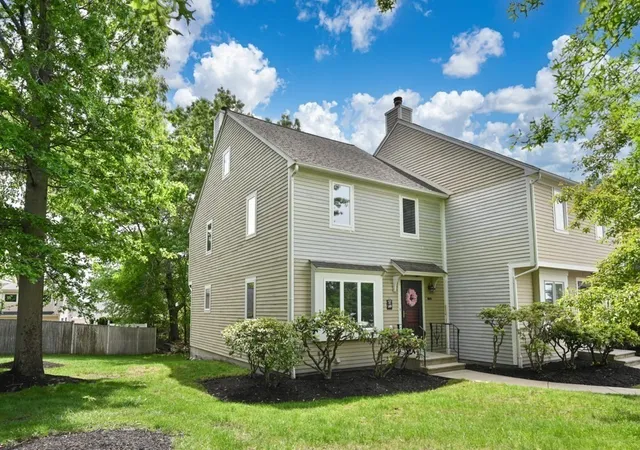 1601-lewis-o-gray-dr-1601-saugus-ma-01906/hzid_61707e51