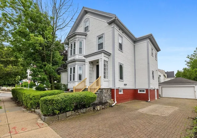 179-main-st-1-medford-ma-02155/hzid_2a9f5553
