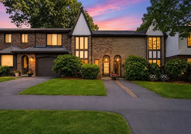 23-cobblestone-ln-23-worcester-ma-01606/hzid_4a576195