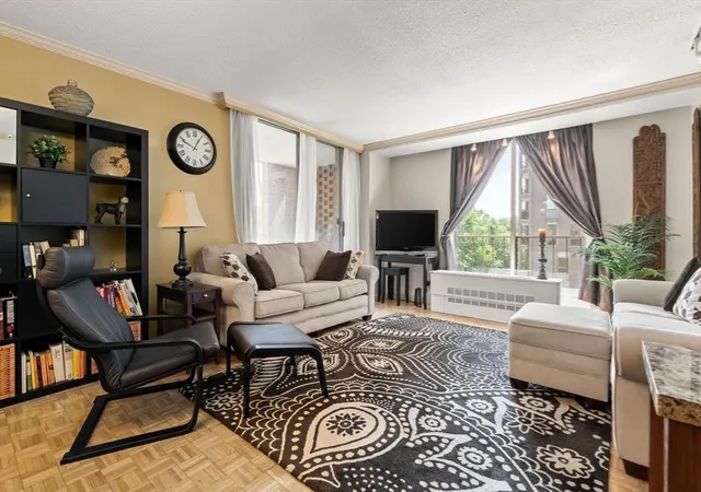 33-pond-ave-603-brookline-ma-02445/hzid_49d51af5