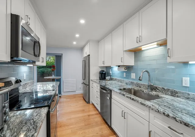 1210-greendale-ave-311-needham-ma-02492/hzid_8e4dccfb