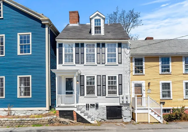 31-mugford-st-marblehead-ma-01945/hzid_c2cf7280