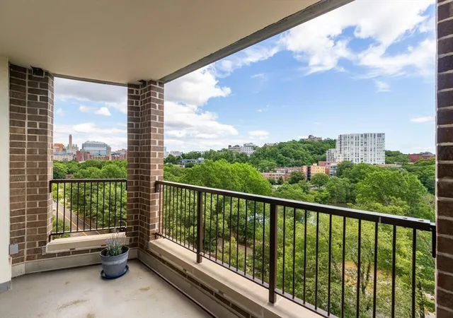 77-pond-ave-901-brookline-ma-02445/hzid_570a9f29