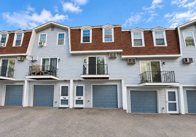 1271-pawtucket-blvd-11-lowell-ma-01854/hzid_807941e3