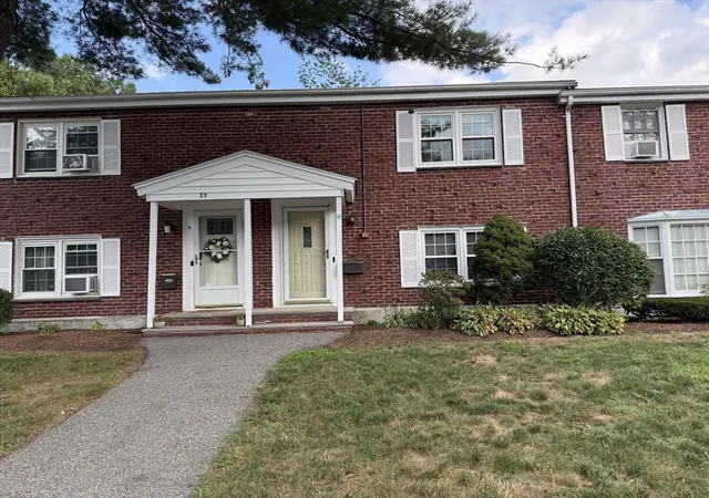 31-trudy-31-brockton-ma-02301/hzid_4a2fd626