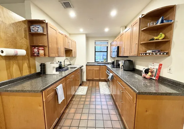 96-gainsborough-street-103w-boston-ma-02115/hzid_a6b87ac8