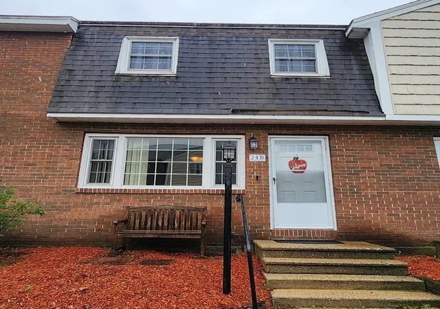 24b-rockingham-street-14-lowell-ma-01852/hzid_be6ca453
