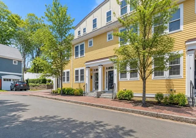 129-merrimac-9-newburyport-ma-01950/hzid_a18e14f2