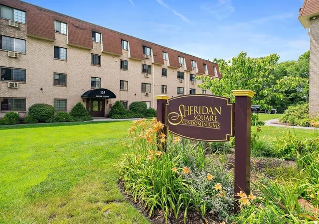 135-grove-st-111-rockland-ma-02370/hzid_86379fb0