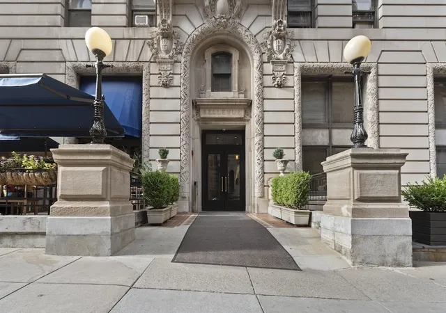 21-beacon-st-3k-boston-ma-02108/hzid_74010fa8