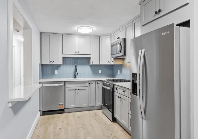 20-colonial-dr-10-andover-ma-01810/hzid_3b7eb248
