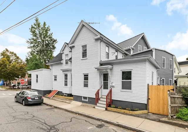 112-hampshire-st-lowell-ma-01850/hzid_041036f6