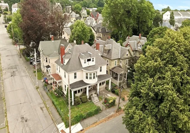 384-386-high-st-lowell-ma-01852/hzid_adee8456
