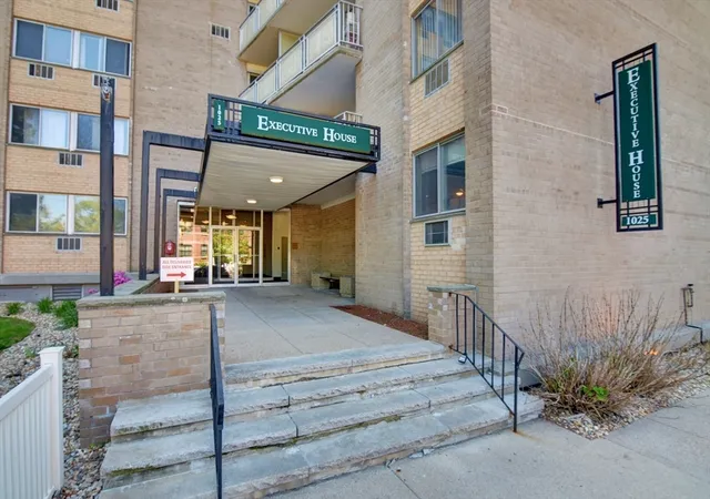 1025-hancock-st-10c-quincy-ma-02169/hzid_f0ef8976