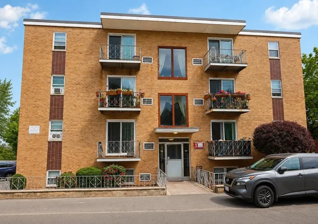 75-waldemar-ave-202-boston-ma-02128/hzid_1b730056
