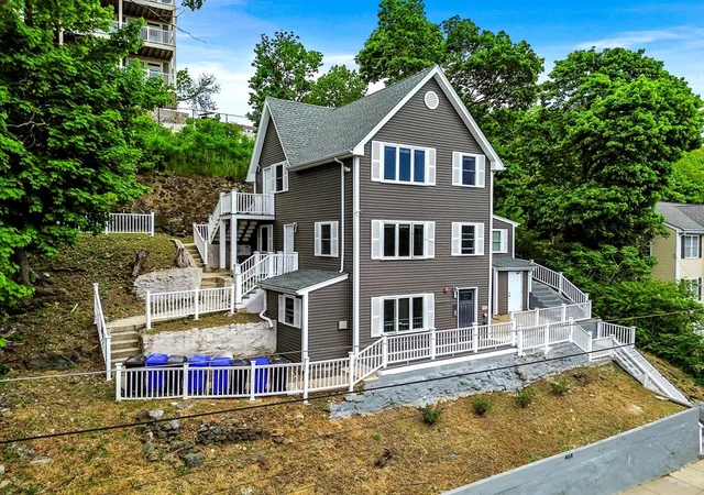 468-salem-st-malden-ma-02148/hzid_1ac435cb