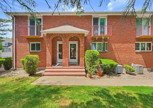 417-brown-st-2-attleboro-ma-02703/hzid_44b1baac