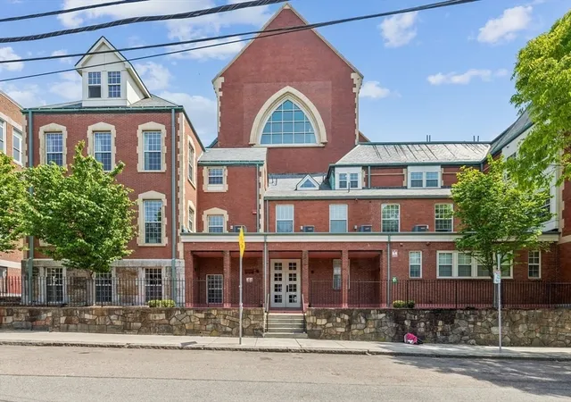 225-dorchester-street-27-boston-ma-02127/hzid_ae4bb752