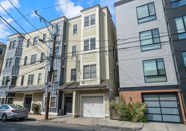 138-west-9th-st-2-boston-ma-02127/hzid_e04d7687