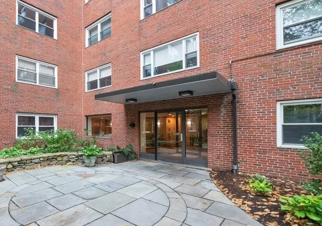 131-sewall-ave-66-brookline-ma-02446/hzid_26e7f224