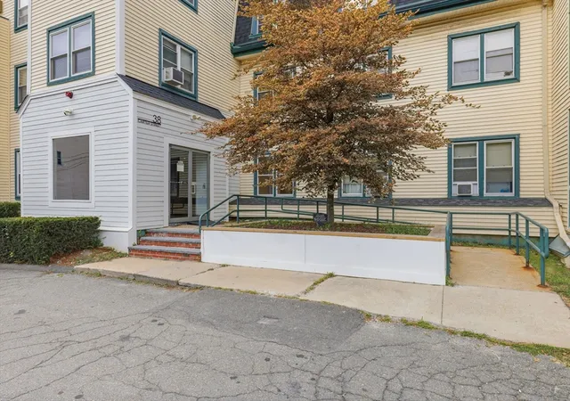38-carter-st-107-everett-ma-02149/hzid_56b2a7e8