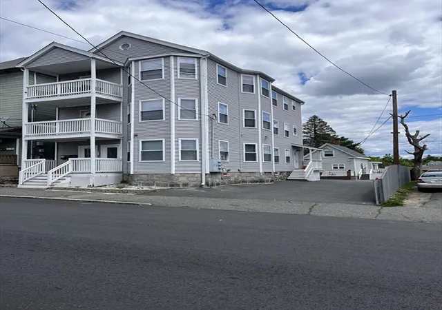 83-87-howard-st-lawrence-ma-01841/hzid_caa3946a