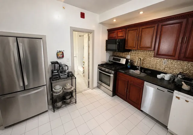285-lynn-shore-dr-101-lynn-ma-01902/hzid_871bfe85