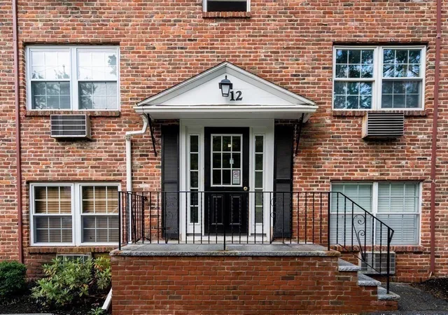 12-colonial-village-dr-1-arlington-ma-02474/hzid_93dbeb02