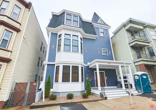 360-meridian-st-5-east-boston-ma-02128/hzid_65fa7a23