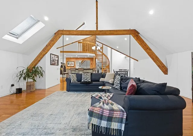 321-plantation-st-300-worcester-ma-01604/hzid_9f44110b