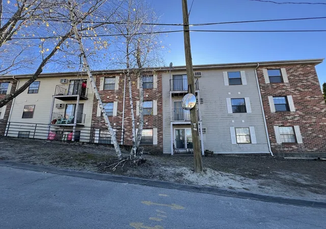 10-hemans-street-21-worcester-ma-01605/hzid_d3c95ed3