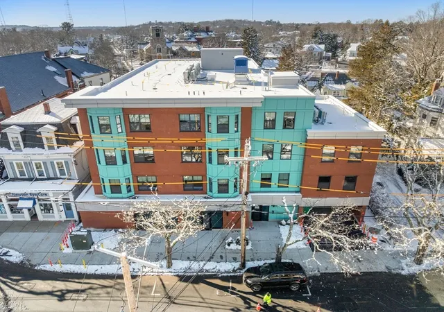 1151-walnut-306-newton-ma-02461/hzid_6e00e07e