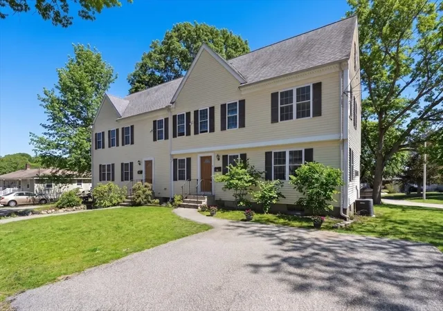 16-rhodes-pl-16-hingham-ma-02043/hzid_3b60e985