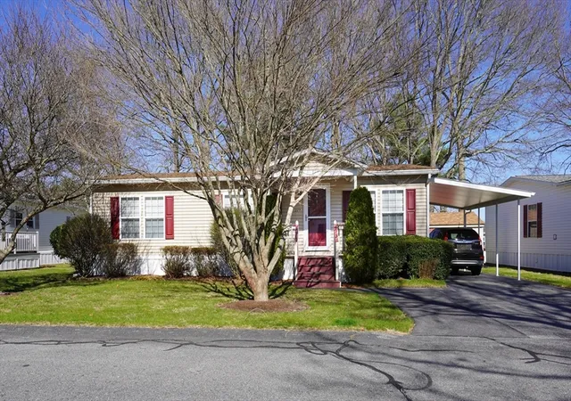 50-highland-st-227-taunton-ma-02780/hzid_62de2035