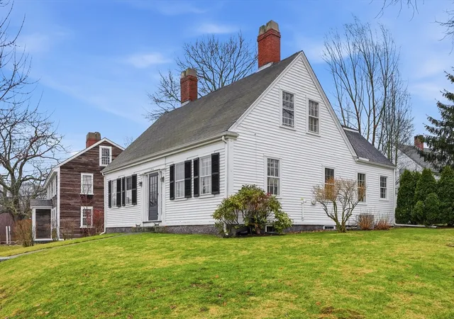 190-south-street-a-hingham-ma-02043/hzid_9e3b8d83