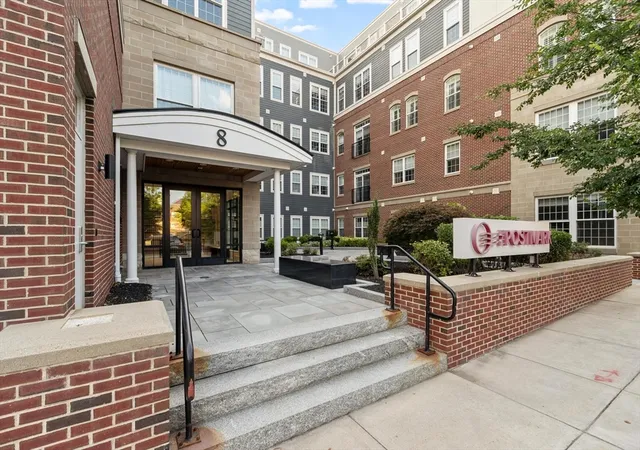 8-sanborn-st-2011-reading-ma-01867/hzid_f7b4b6f8