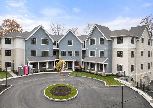 16-stearns-rd-304-wellesley-ma-02482/hzid_6830182a