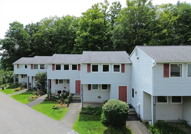 81-briar-way-81-greenfield-ma-01301/hzid_dd12e71d