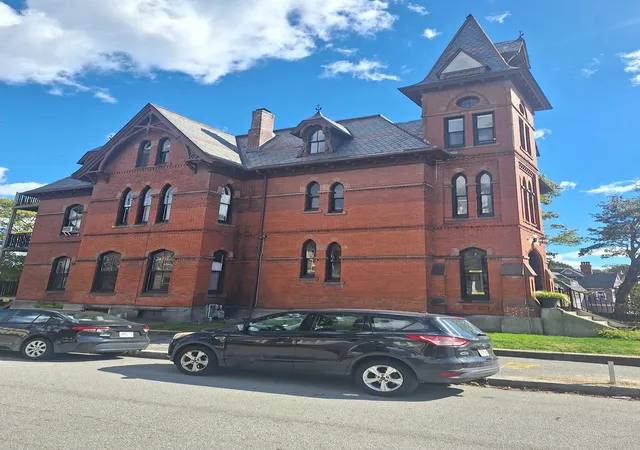 8-claremont-1a-worcester-ma-01610/hzid_899d971d