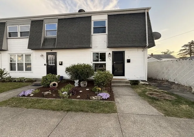 128-osborn-st-128-new-bedford-ma-02740/hzid_b4c76728