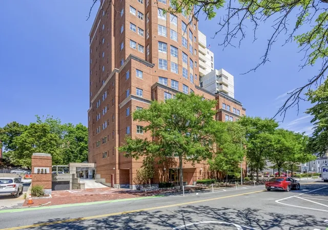 931-massachusetts-ave-605-cambridge-ma-02139/hzid_eea5b511