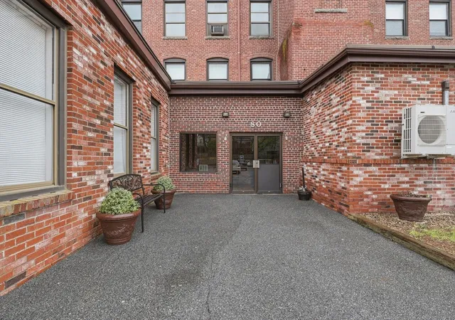 80-foster-street-504-peabody-ma-01960/hzid_99887192
