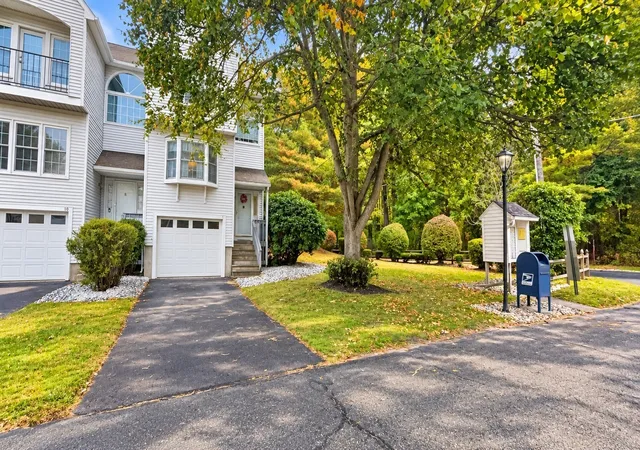 8-castlegate-dr-8-springfield-ma-01129/hzid_c7bb6612