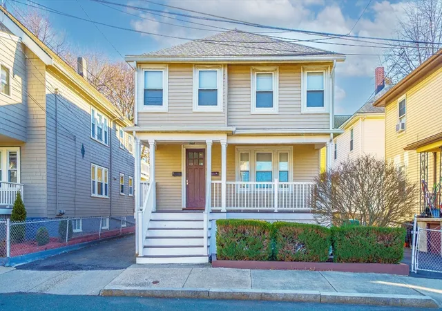 7-smith-street-2-medford-ma-02155/hzid_2c921f4a