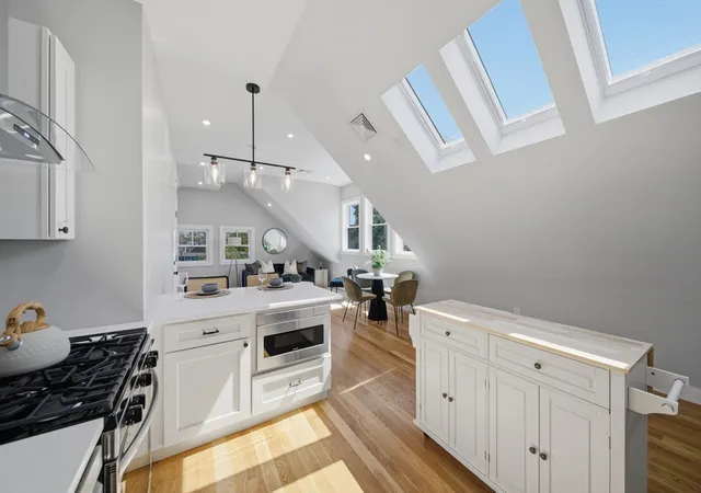 174-walnut-street-3-somerville-ma-02145/hzid_9156fc52