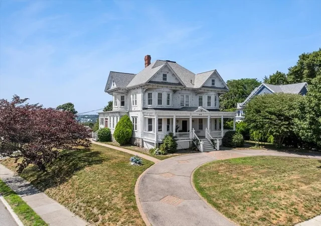 878-highland-ave-fall-river-ma-02720/hzid_45642c5b