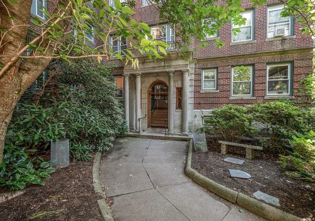 52-garden-st-b2-cambridge-ma-02138/hzid_14435cfa